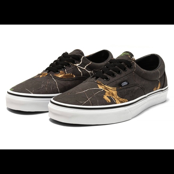 Vans Shoes - Vans Era Realtree Xtra Sneaker “ Off the Wall”
